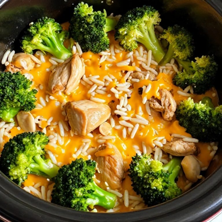 Easy Crockpot Broccoli Cheddar Chicken